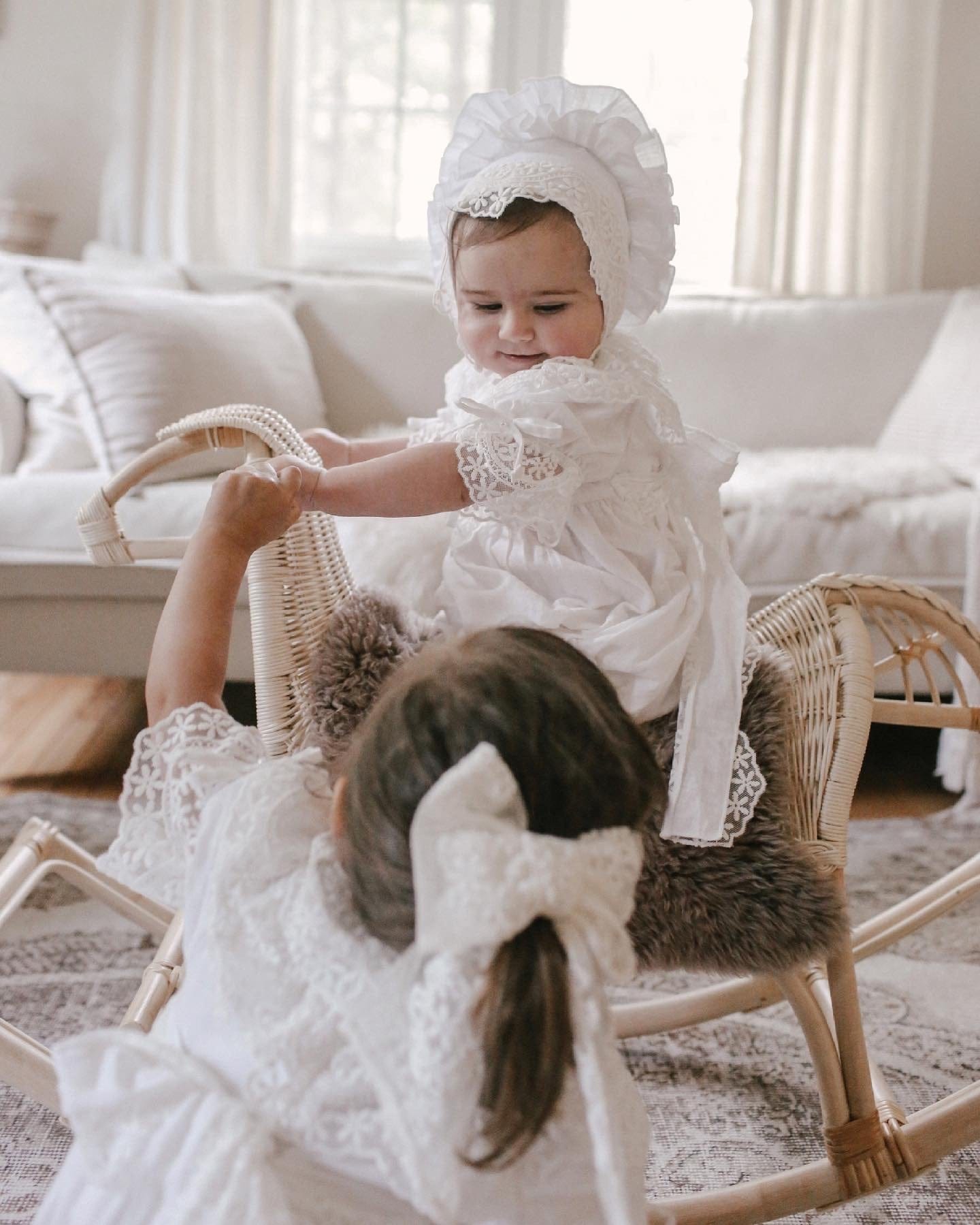 Katherine Embroidered Linen Bonnet - Petite Maison Kids