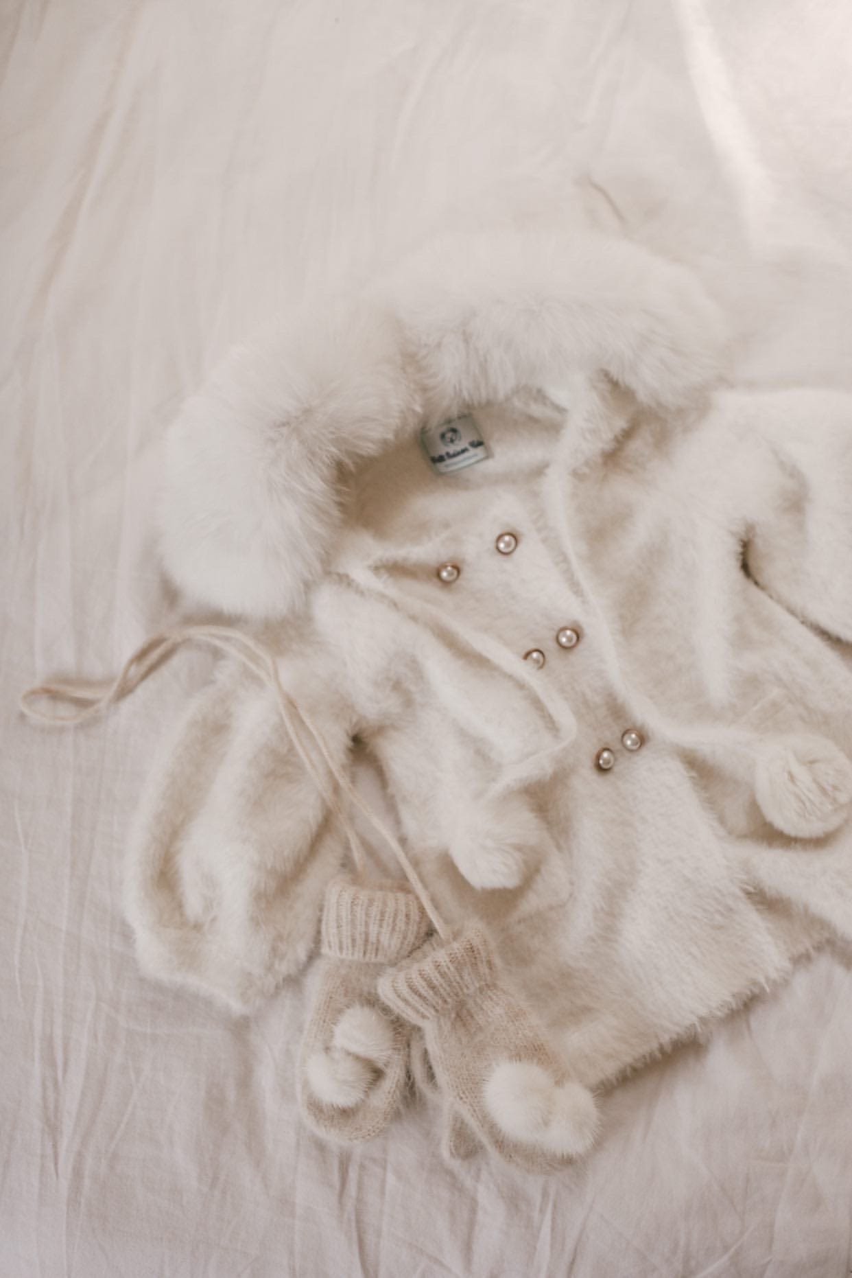 Cashmere Cream Mittens - Petite Maison Kids