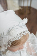 Faith White Scallop Bonnet