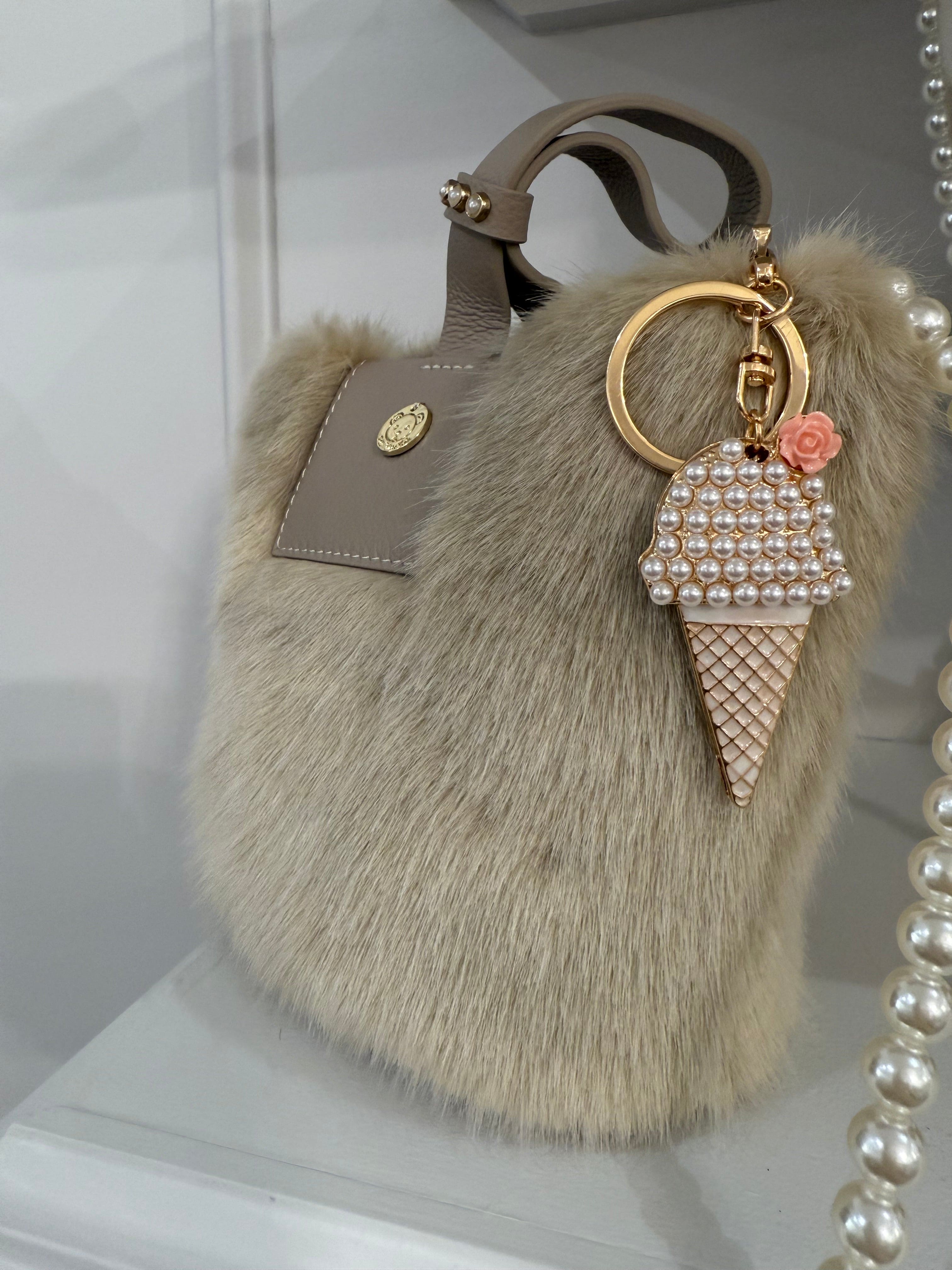 Scoop of Pearls Handbag Charm