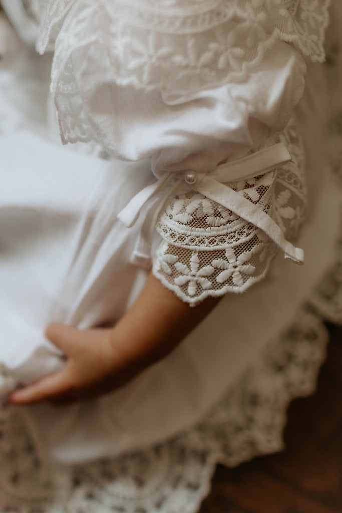 Katherine Embroidered Linen Dress – Petite Maison Kids