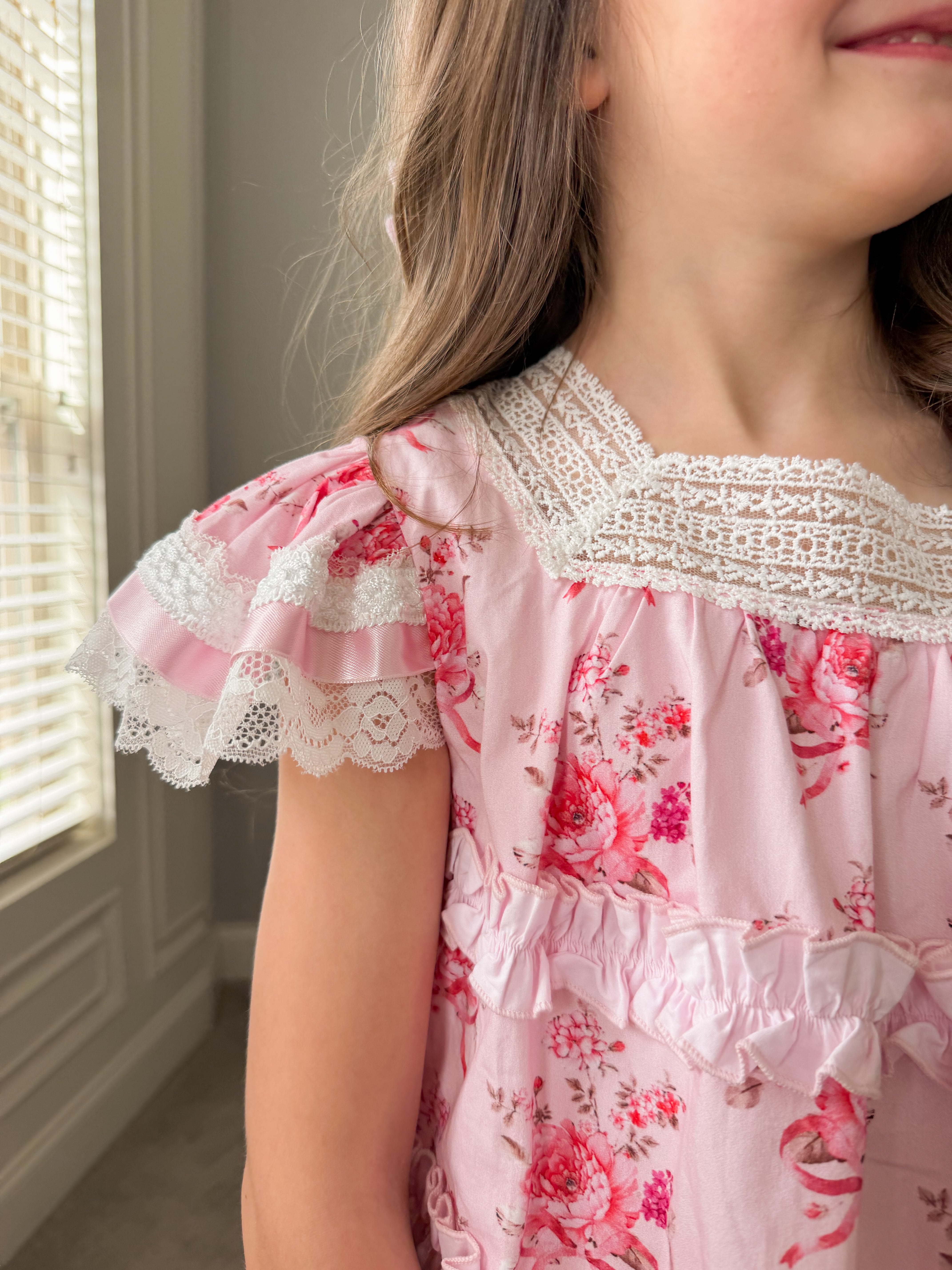 Amelia Pink Flower Print Short Sleeve Top