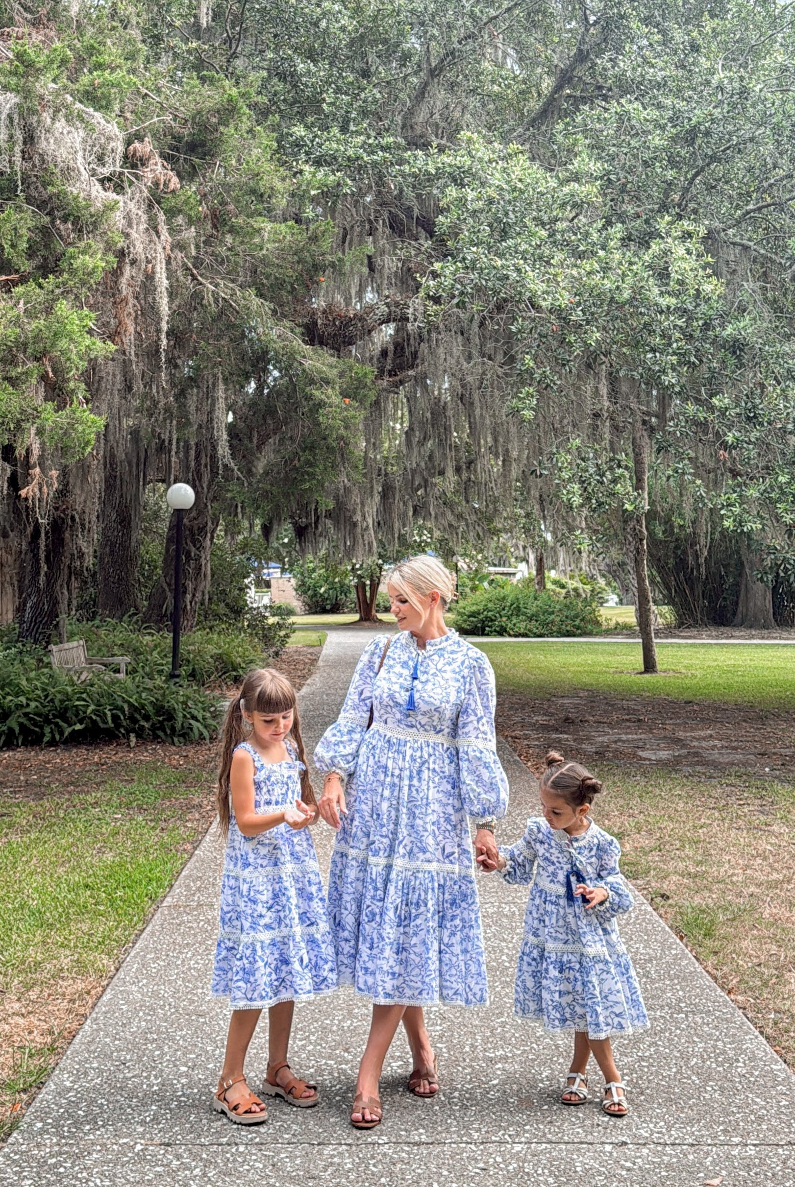 Jaylin Blue and White Linen Mom Dress