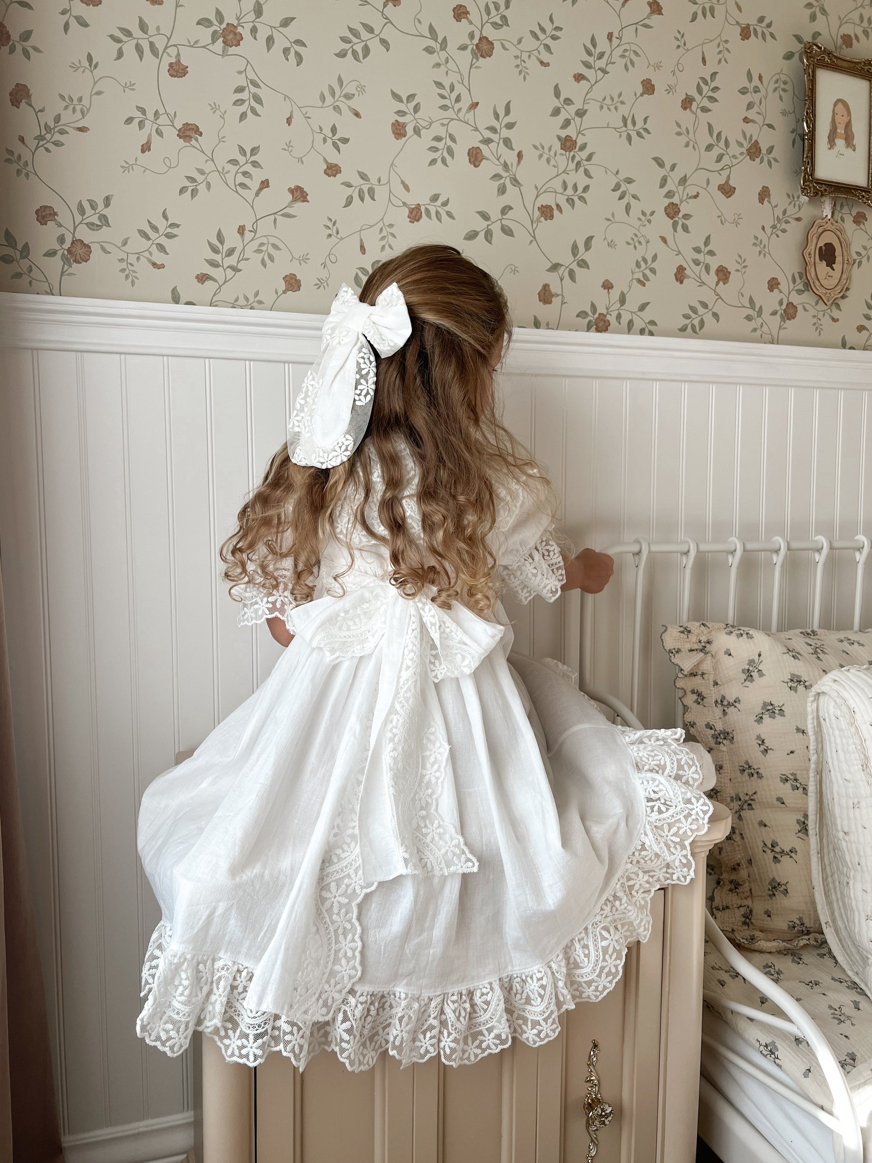 Katherine Linen Hair Bow - Petite Maison Kids