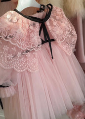 Coco-Lace Pink Cape