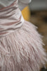 灰粉色羽毛裙