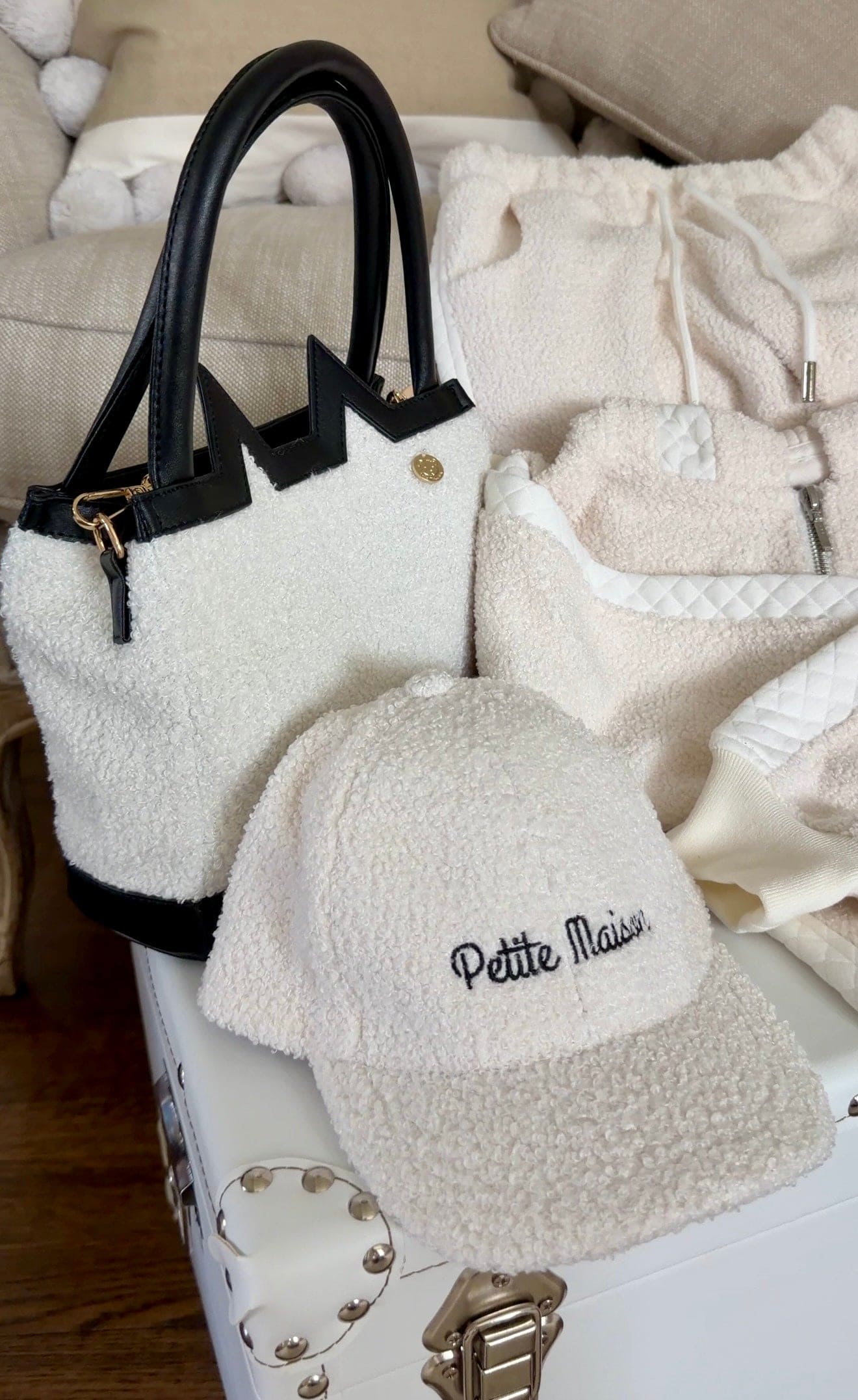 White Teddy Petite Maison Logo Cap