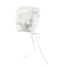 Faith White Scallop Bonnet