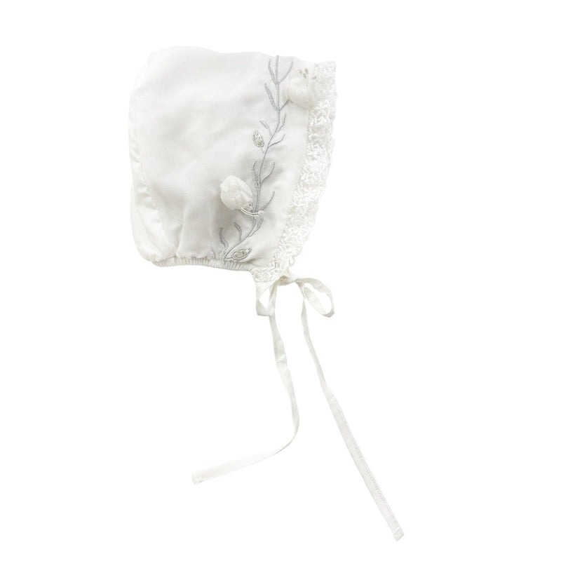 Faith White Scallop Bonnet