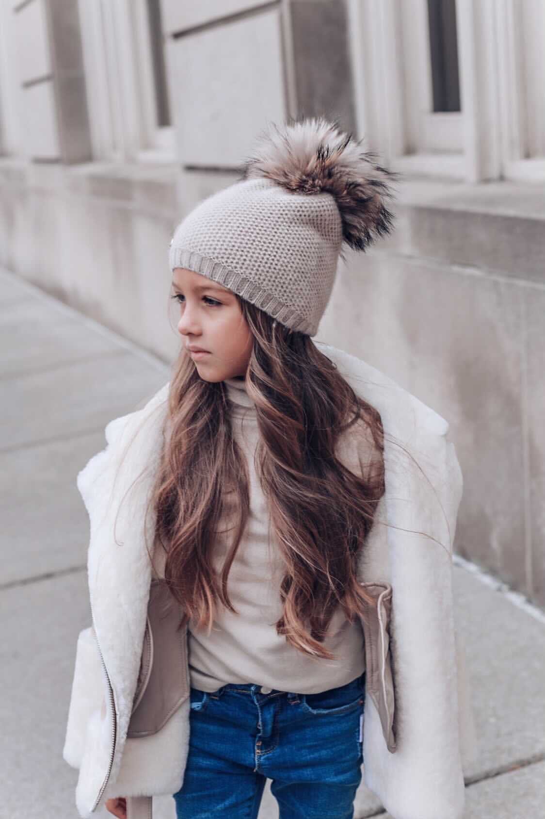 Honeycomb Beige Cashmere Beanie with Natural Pom - Petite Maison Kids