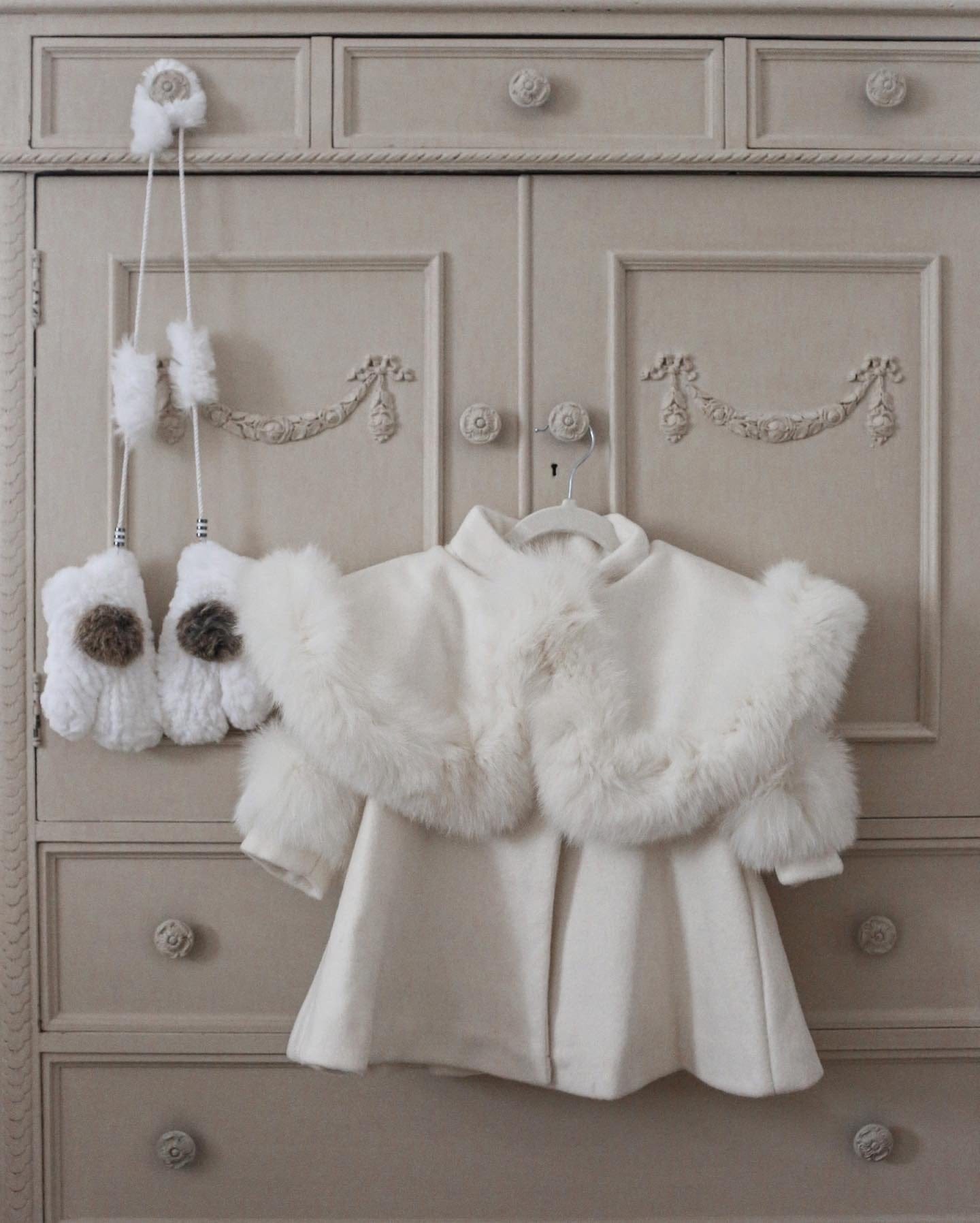 Evie Ivory Wool Capelet - Petite Maison Kids