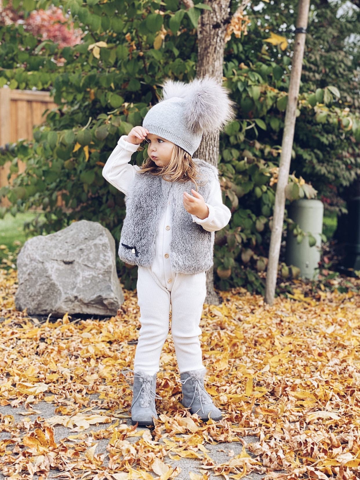 Grey Rabbit Vest - Petit Maison Kids