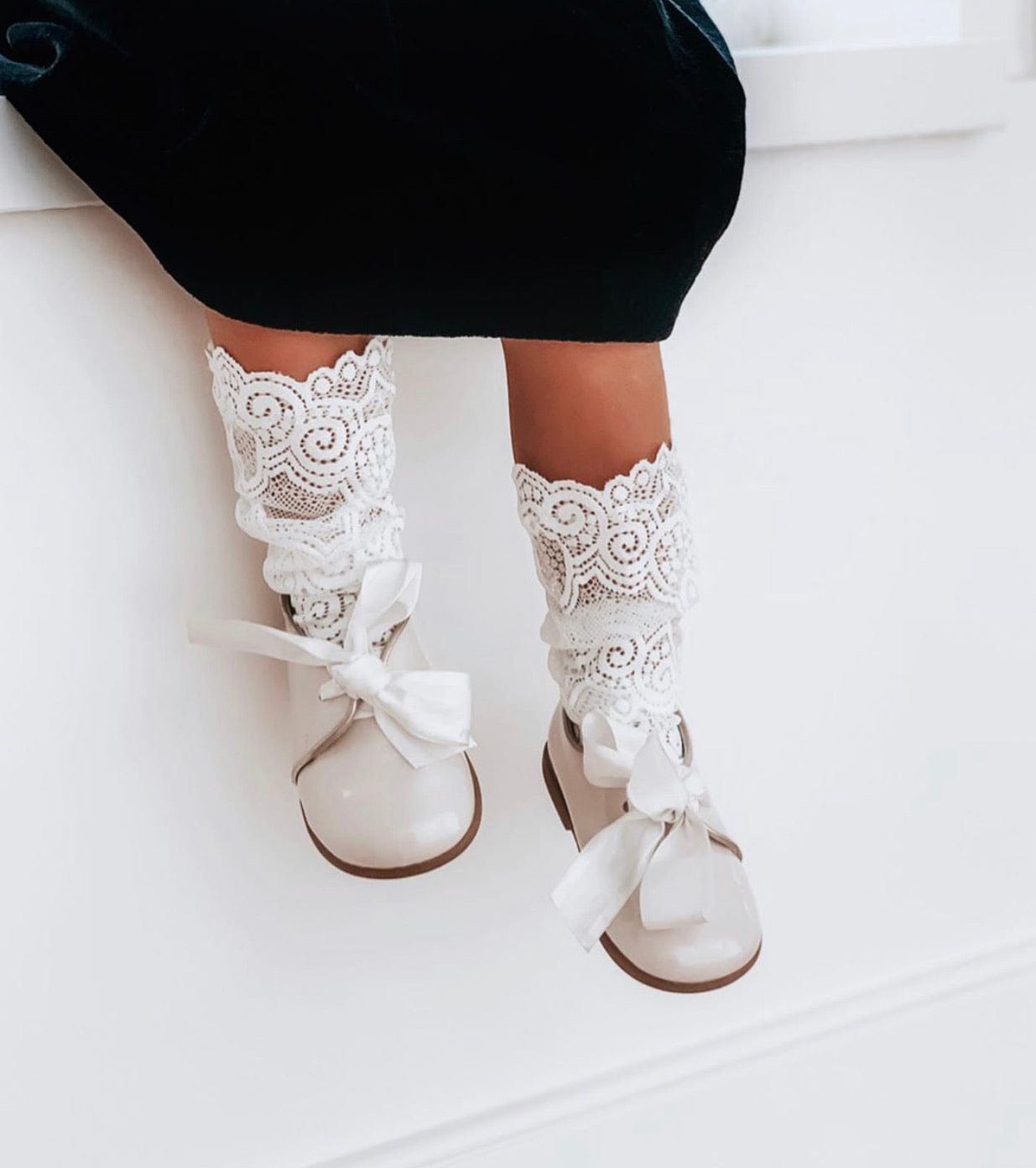 Alice Lace Socks - Petit Maison Kids