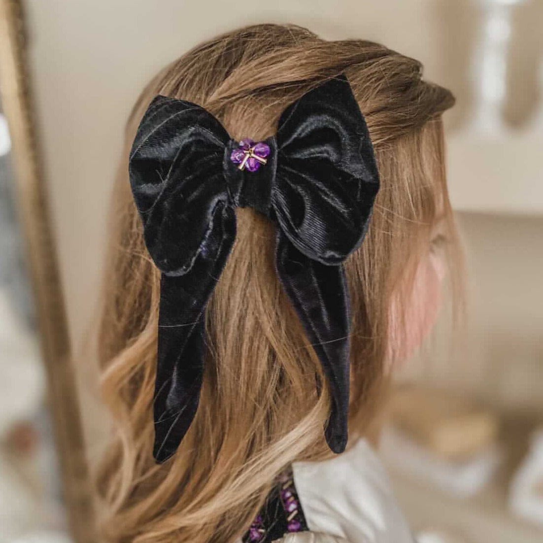 Evangeline Black Velvet Hair Bow - Petite Maison Kids