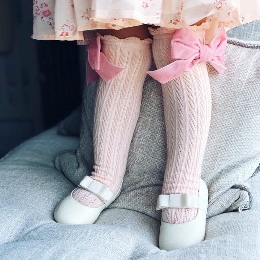 PETITE MAISON KIDS LOLA LACE SOCKS WITH SATIN BOWS - baby enRoute