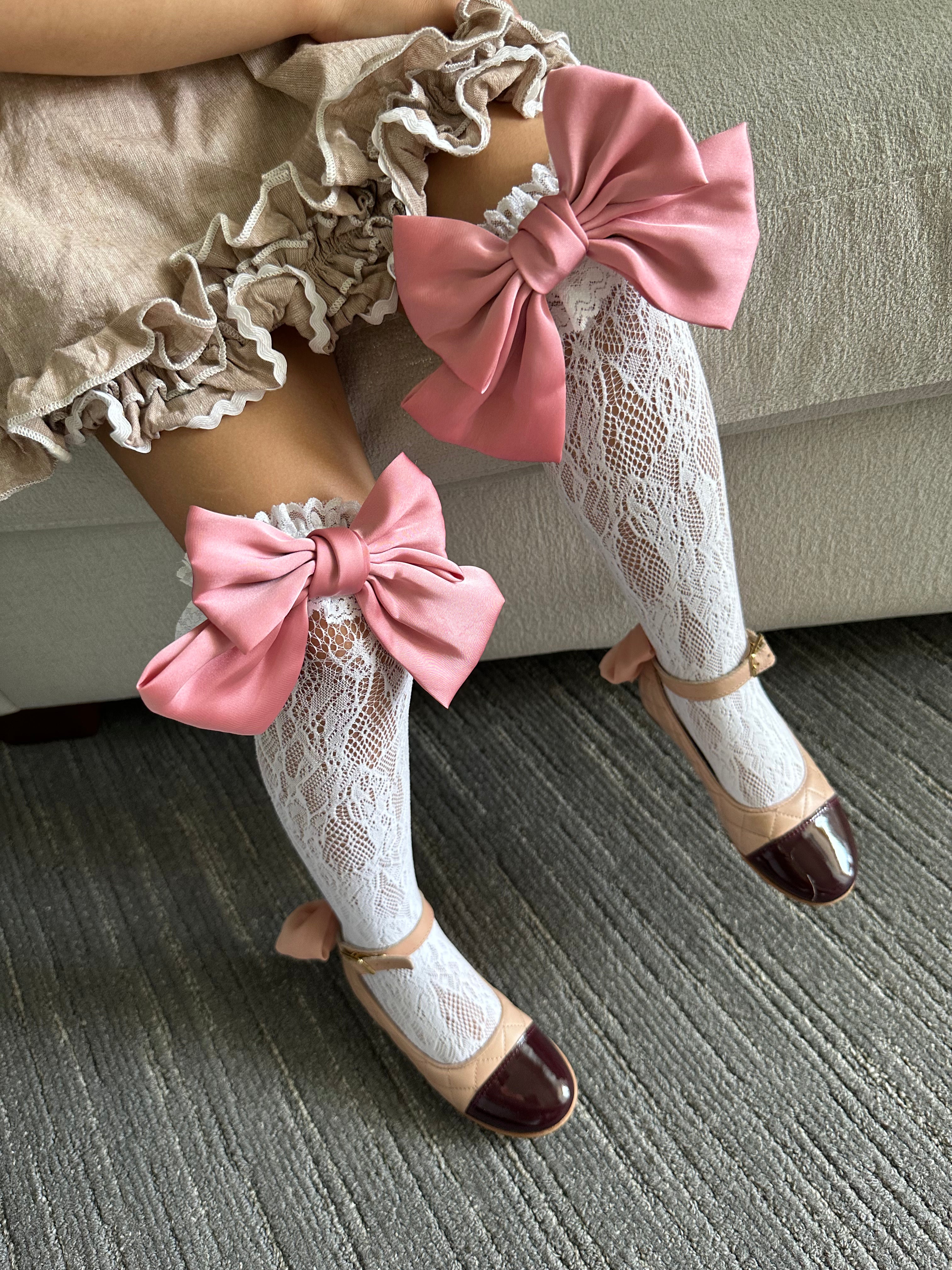 Lola Lace Socks with Satin Bows - Petite Maison Kids