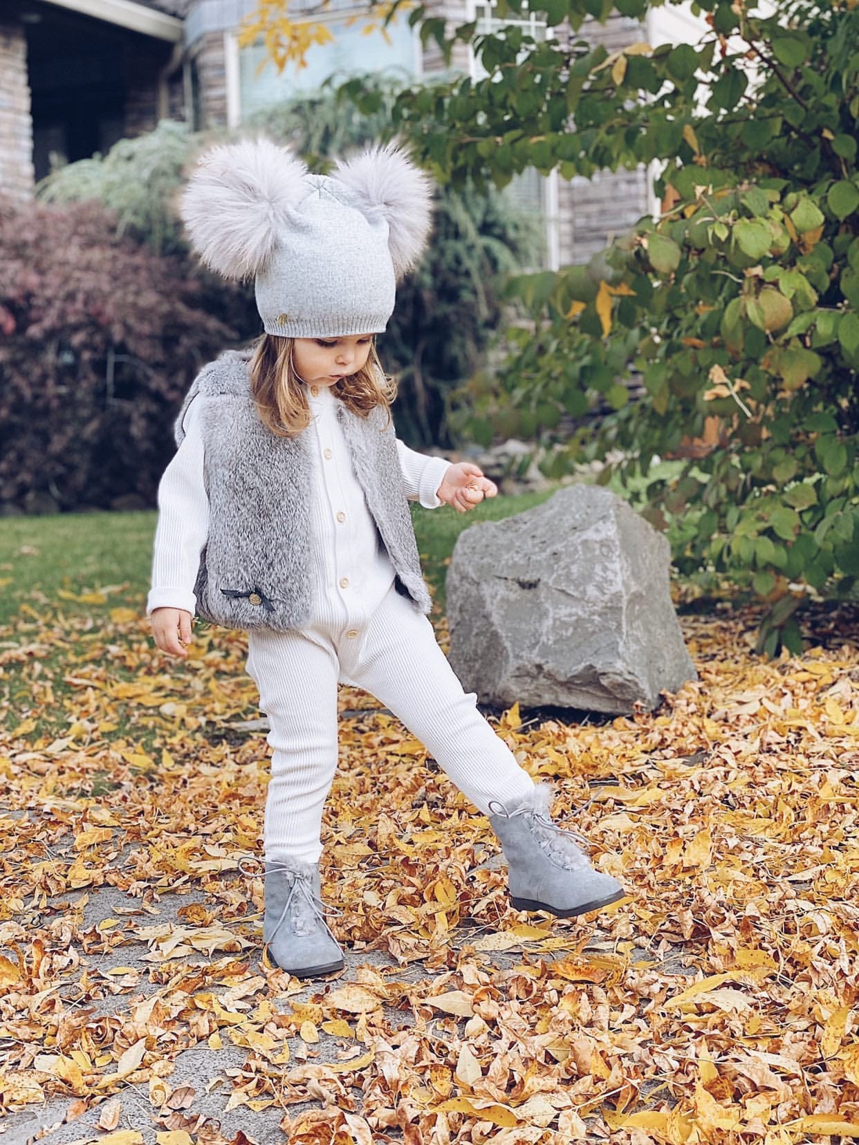 Grey Rabbit Vest - Petit Maison Kids